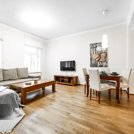 Apartamento Elegant 2-bedroom In Kadriorg