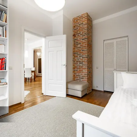 Apartment Elegant 2-bedroom In Kadriorg