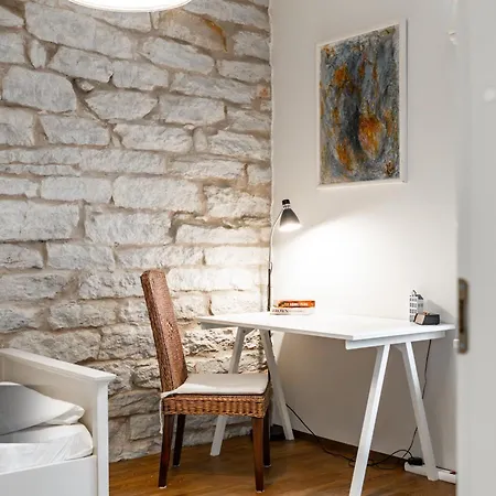 Elegant 2-bedroom In Kadriorg *