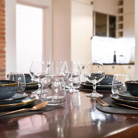 Elegant 2-bedroom In Kadriorg 塔林